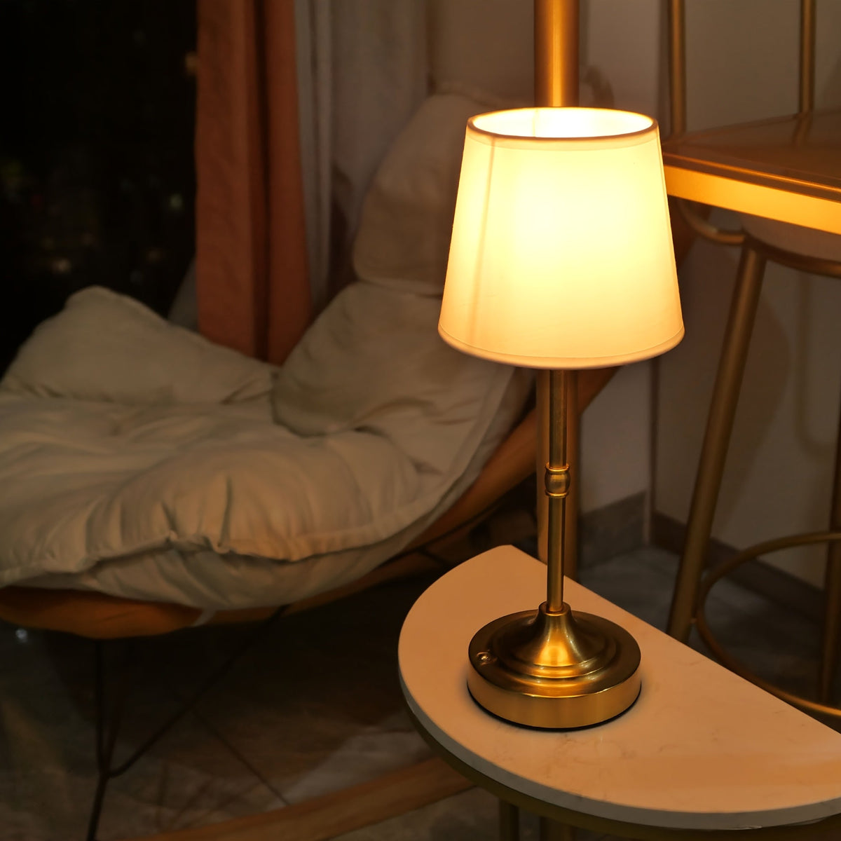 Dimmable Cordless Table Lamp – USB Rechargeable