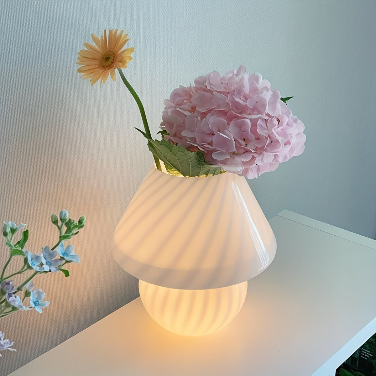 Murano-Style Glass Mushroom Lamp – USB Dimmable Table Light