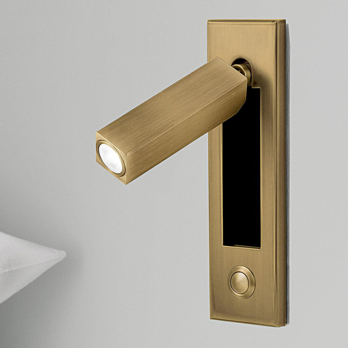 Flexible Head Wall Light