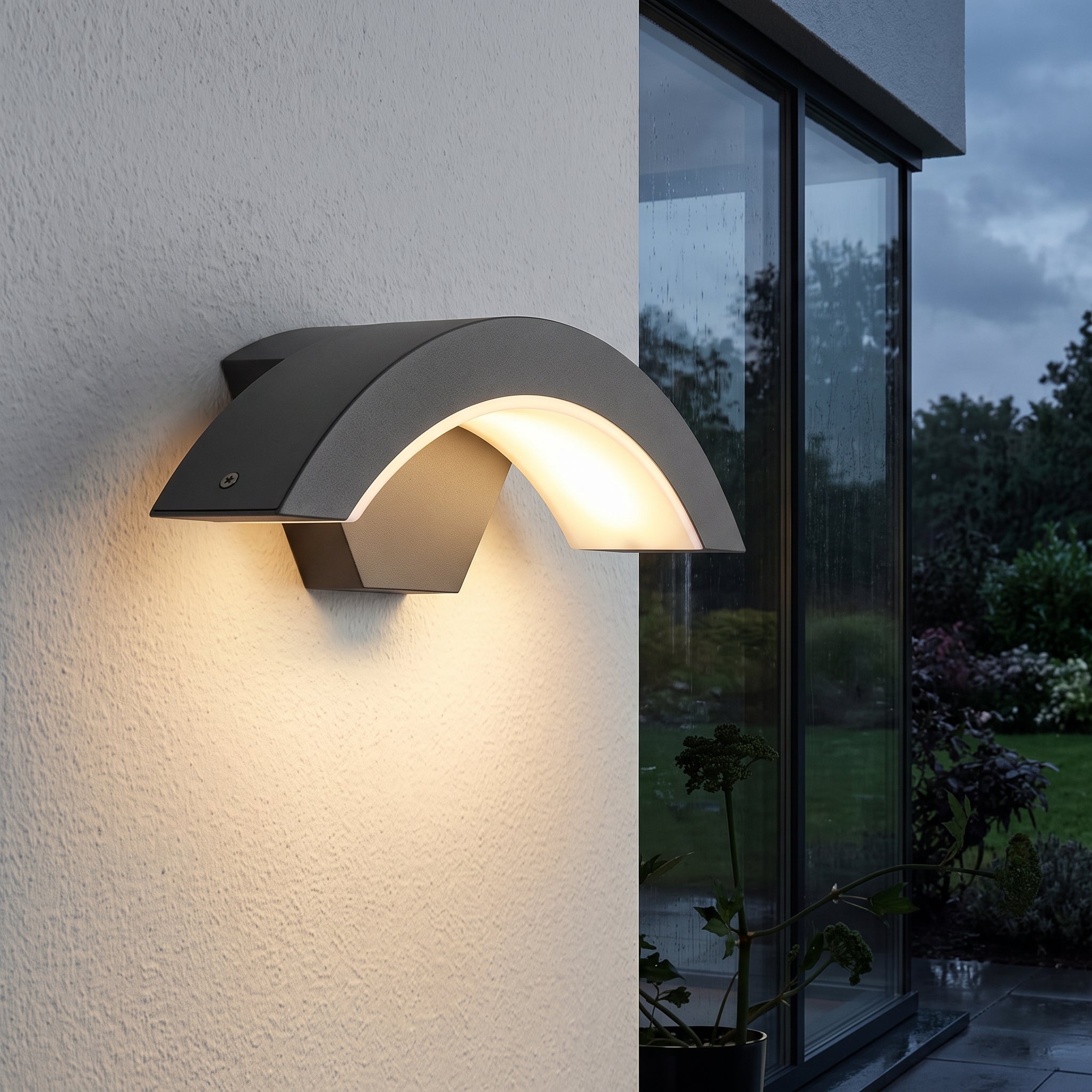 Modern Arc Outdoor Wall Light